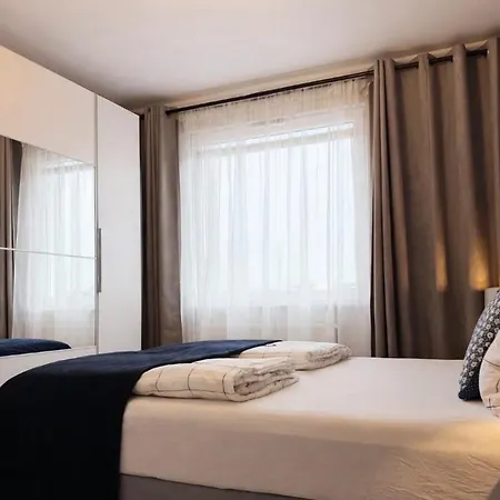 公寓 Modern 2-Room Apartment With Large Balcony & Private Parking 格但斯克